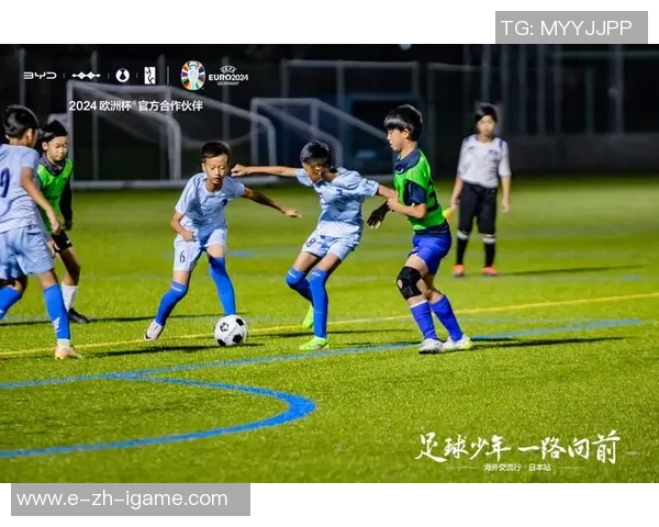 奥莱室内足球：激情与团队合作的完美结合，开启你的足球梦想之旅